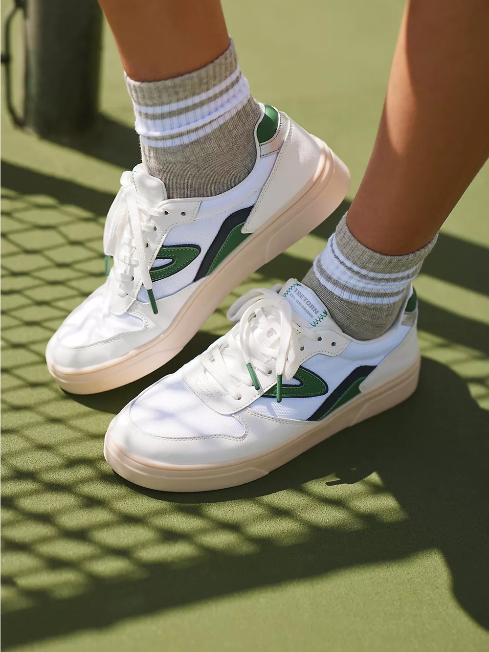 Treton Harlow T-Ball Sneakers size 9